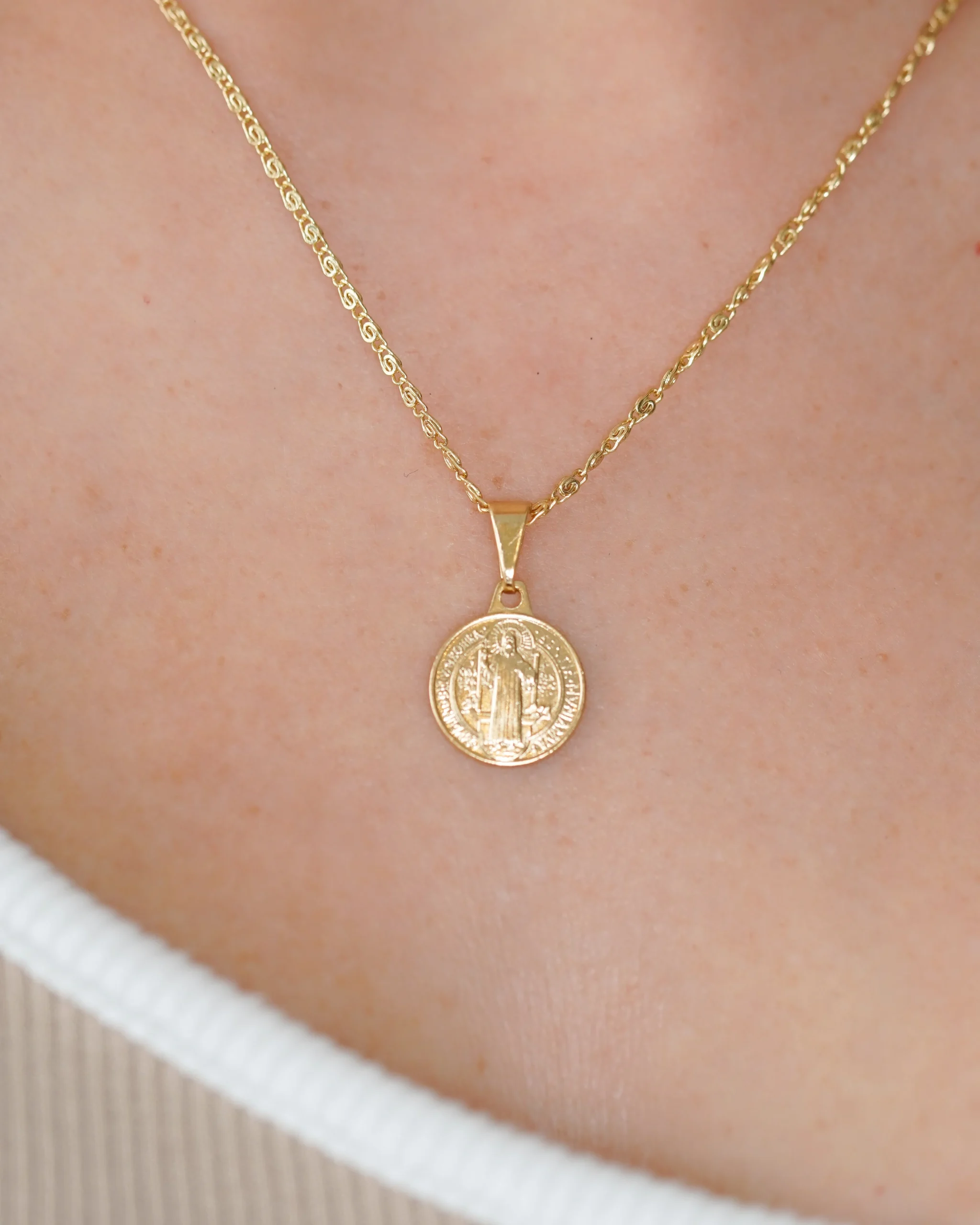 DIJE SAN BENITO MEDIANO