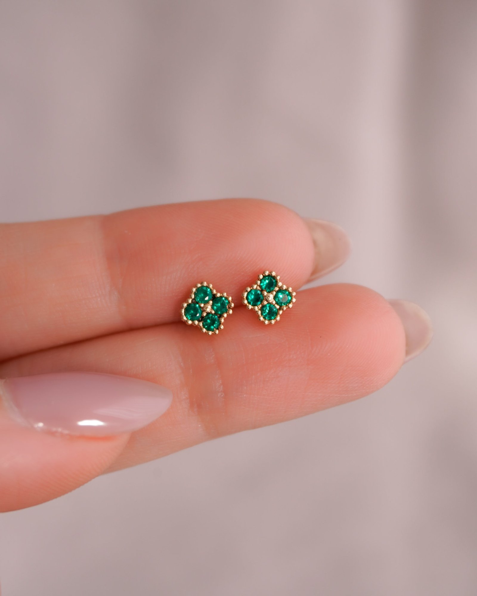 TOPO TREBOL RADIANTE ESMERALDA